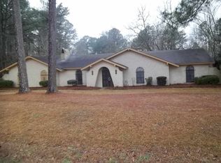 3656 Old Hillsboro Rd, Forest, MS 39074
