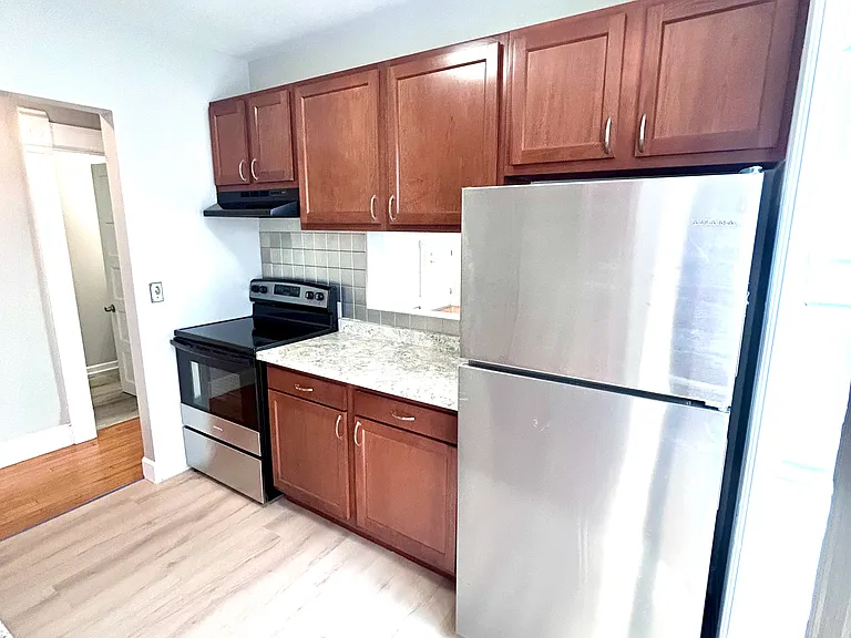 207 N Townsend St #4 — Photo 4