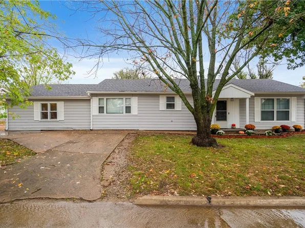 633 W Beech St, Independence, KS 67301