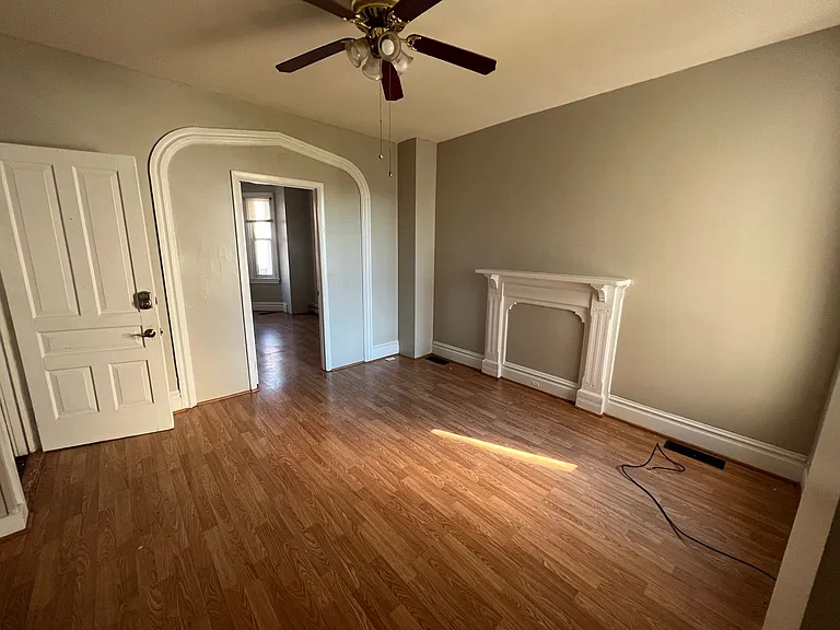 423 N Hanover Street — Photo 10