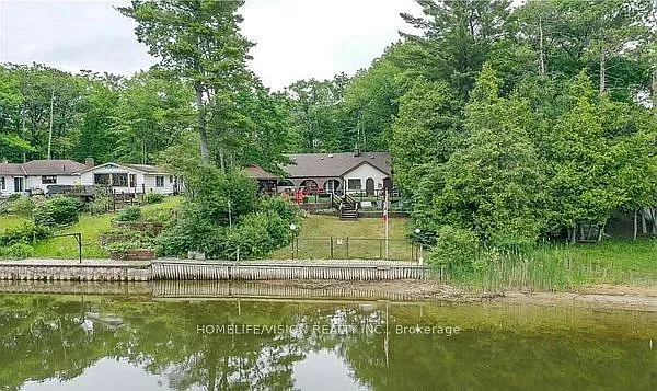 2082 River Rd W — Photo 31