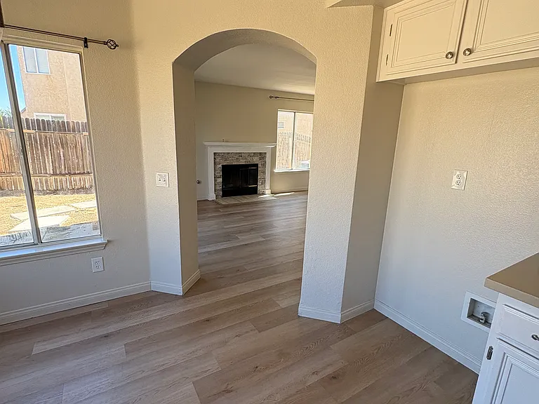 13984 Tom Ct — Photo 10