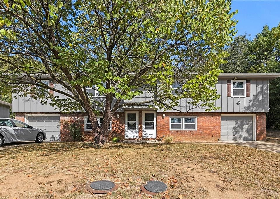 1st image of 2018 Forest Ln