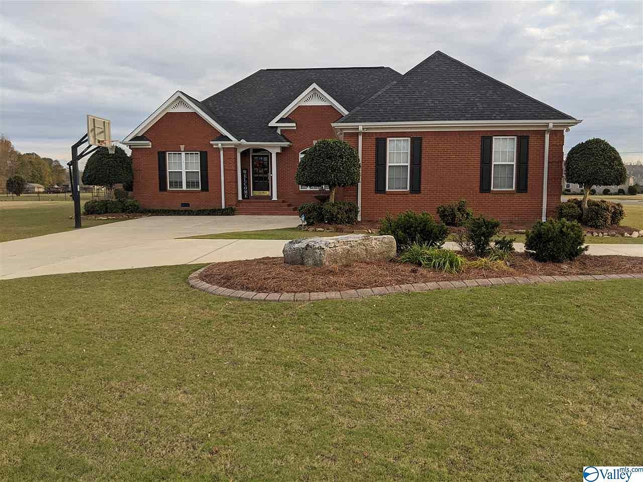 4465 Skyview Dr, Southside, AL 35907 Zillow