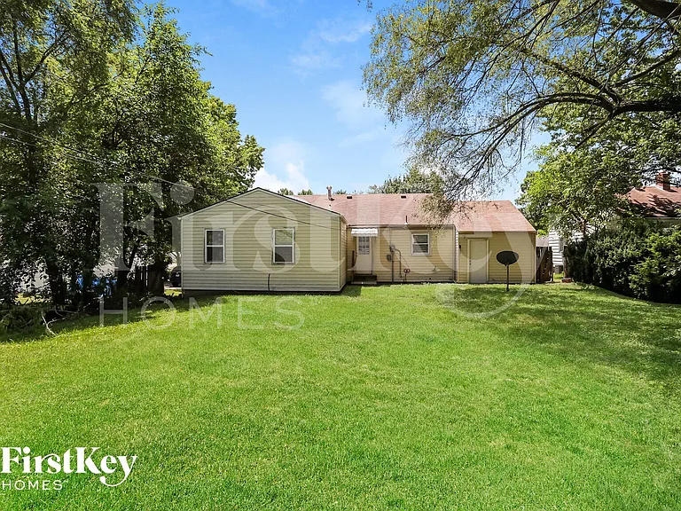 3419 S Home Ave — Photo 14