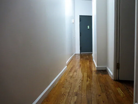 Rented by Loyal Realty NY Corp | media 9