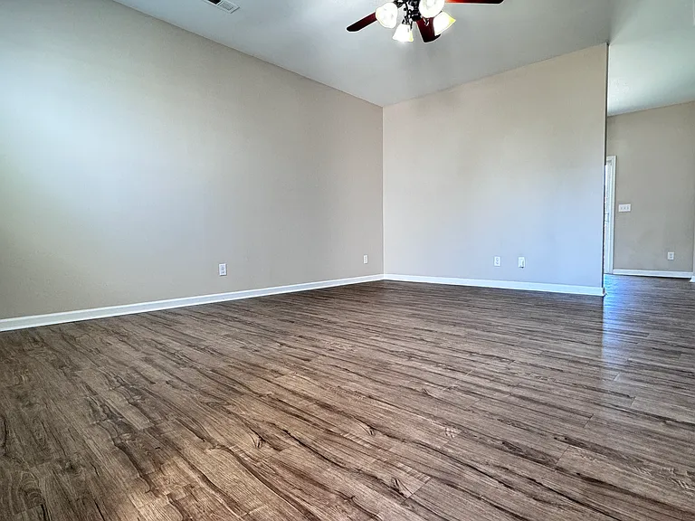 1009A Green Terra Rd — Photo 3