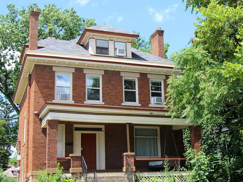 54 1/2 Upstairs