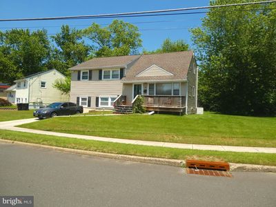 2 Pineview Ave, Berlin, NJ, 08009