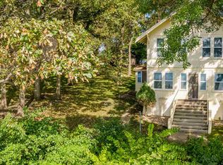 6015 Lake Shore Dr, Okoboji, IA 51355