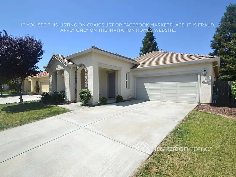 1755 Waterfall Dr — Photo 2