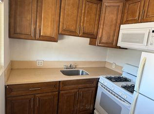 5542 Kester Ave APT 12, Van Nuys, CA 91411