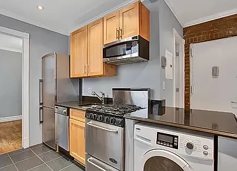 Rented by Nest Seekers International