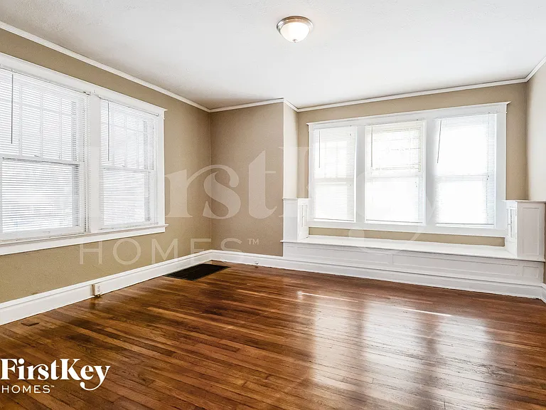 1455 S New Florissant Rd — Photo 7