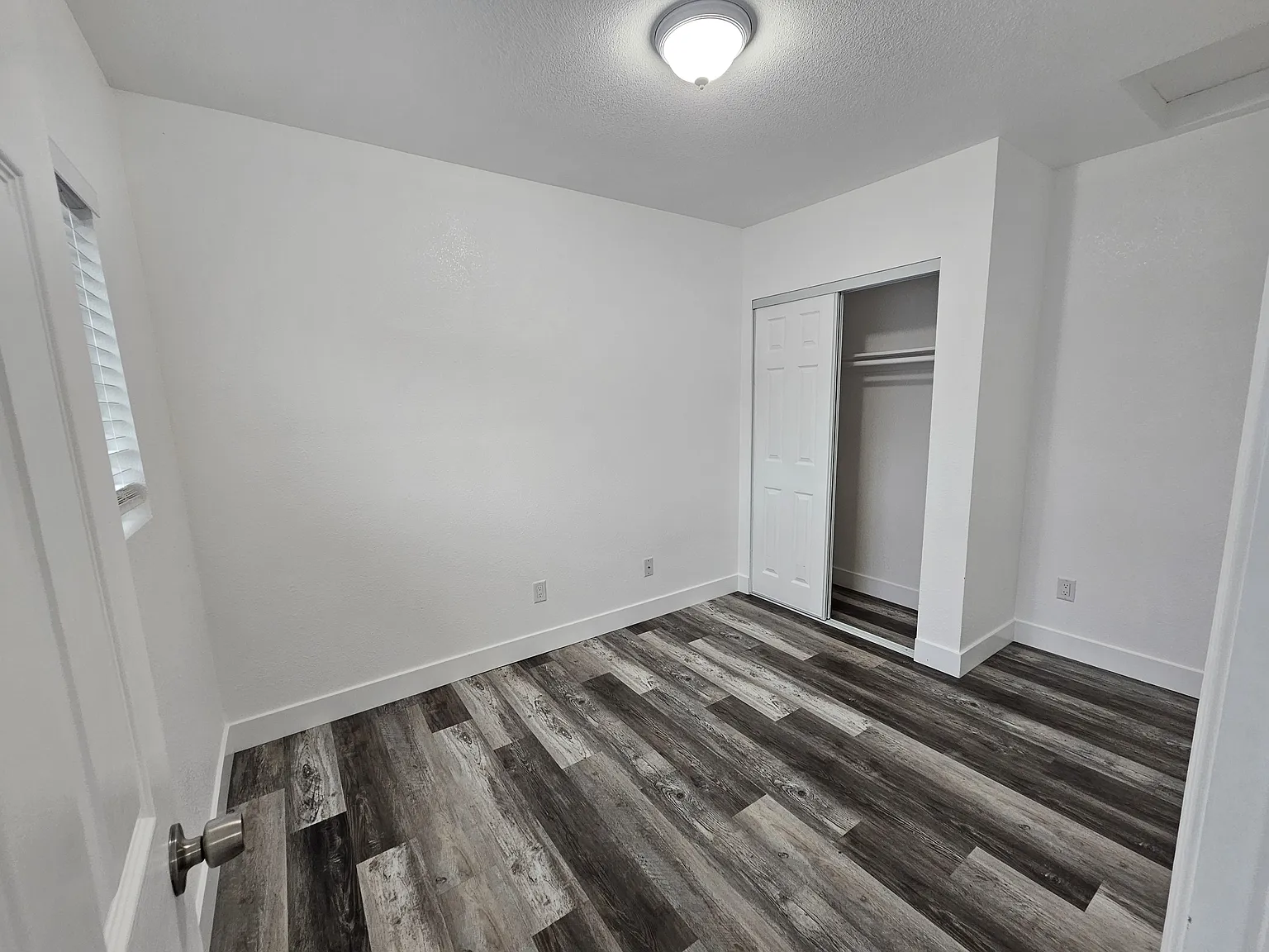 29450 Ellensburg Ave #103 photo 1