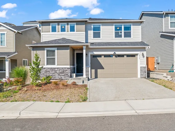 10365 Chimes Pl NW, Bremerton, WA 98311