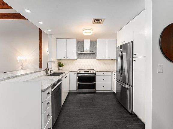 4th image of 555 S Water St APT 317