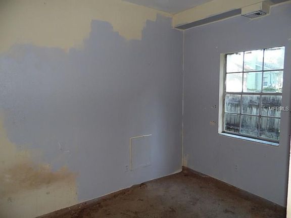 3rd image of 1750 39th St S