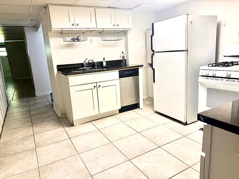 3027 N Clybourn Ave #G — Photo 10