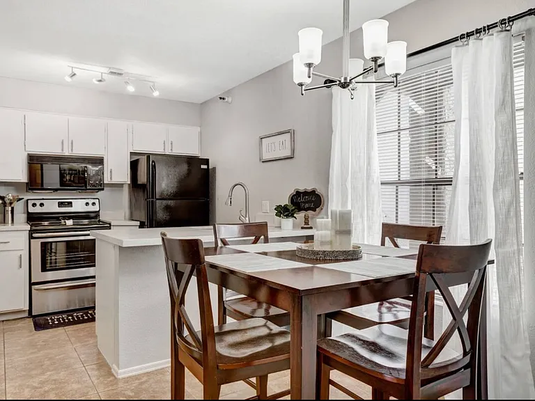 8020 E Thomas Rd — Photo 6