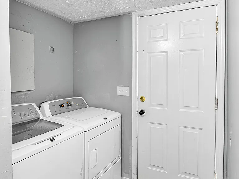 5626 Pine Gate Dr — Photo 28
