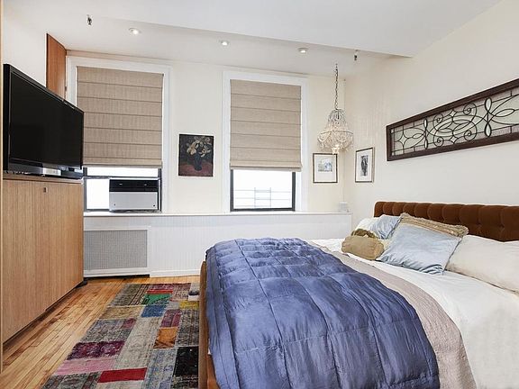 4th image of 39 Worth St APT 5E