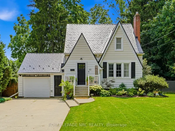 49 Smith St, Welland, ON L3C 4H5