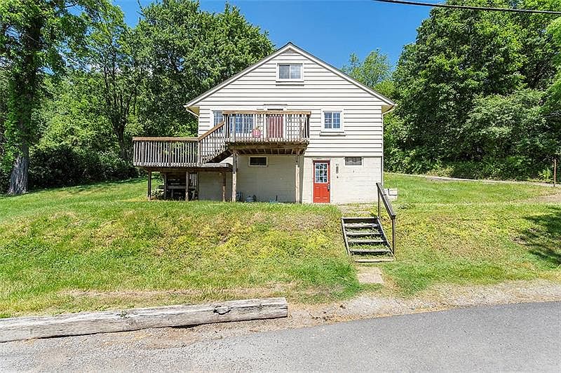 1st image of 423 Vogel Dr