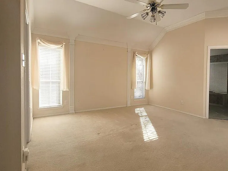 6401 Dakota Dr — Photo 18
