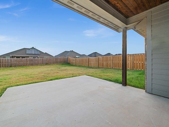 4th image of 1707 Tres Dr
