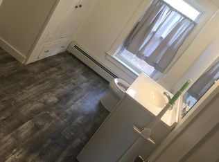 22 Eastman St APT 5, Warwick, RI 02886