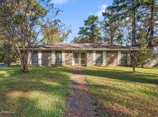 100 Abby Oak Dr, Clinton, MS 39056
