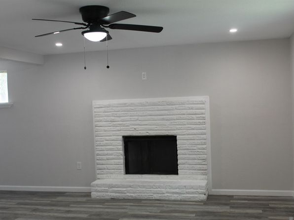 4686 Yvonne Dr, Baker, LA 70714