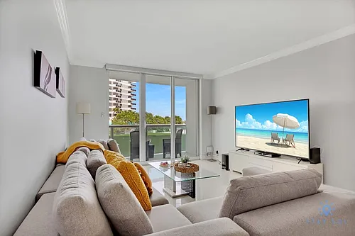 3801 S Ocean Dr Photo 1