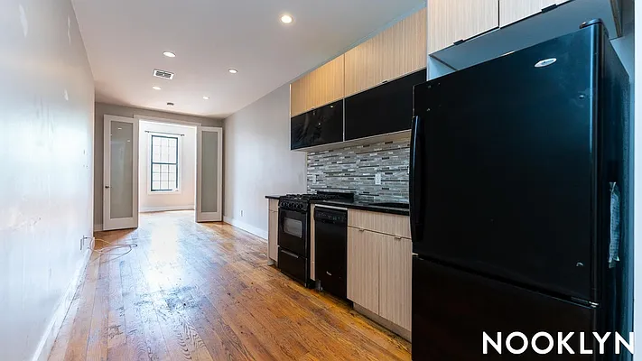 Rented by Nooklyn NYC LLC | media 1
