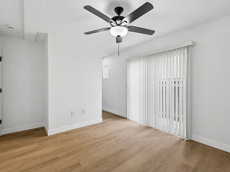 Salt + Sea - Luxury Coastal Apartments near Carlsbad Village — Photo 64