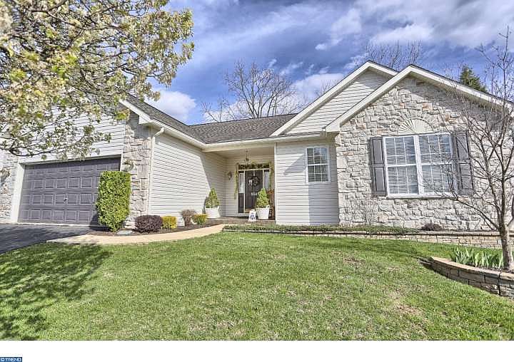 1st image of 554 Mountain Blvd