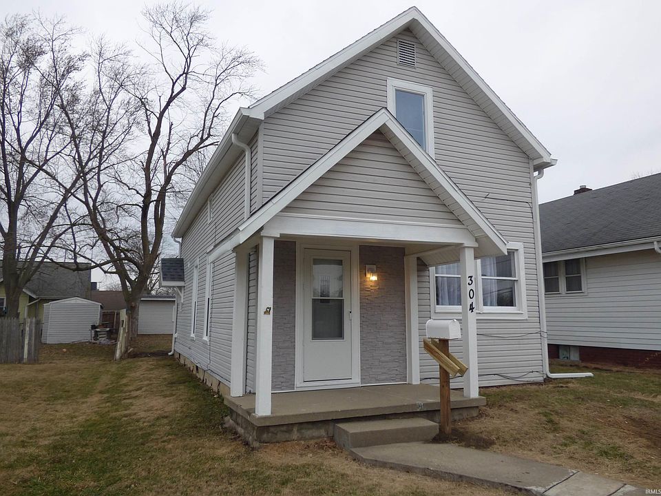 1st image of 304 E Green St
