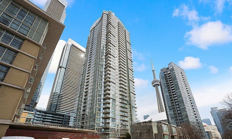 1st image of 10 Navy Wharf Ct #3005