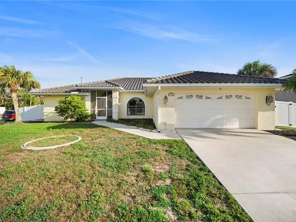 1426 Scenic ST, LEHIGH ACRES, FL 33936