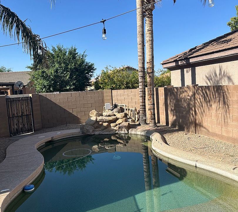 2nd image of 3615 E Calistoga Dr