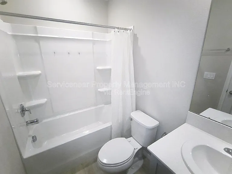 12937 Camarillo Pl — Photo 20