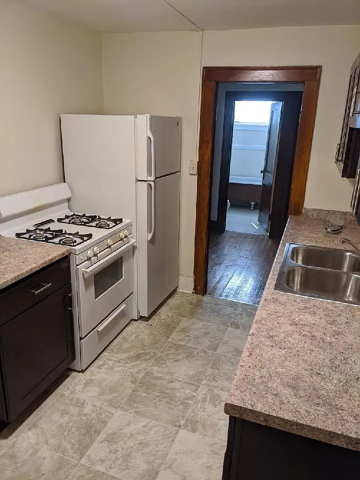 1 bed, 862 sqft, $1,200 — Photo 3