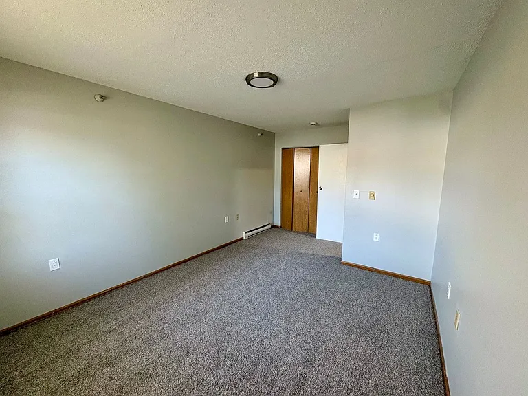 Hershey Manor Apartments — Photo 20
