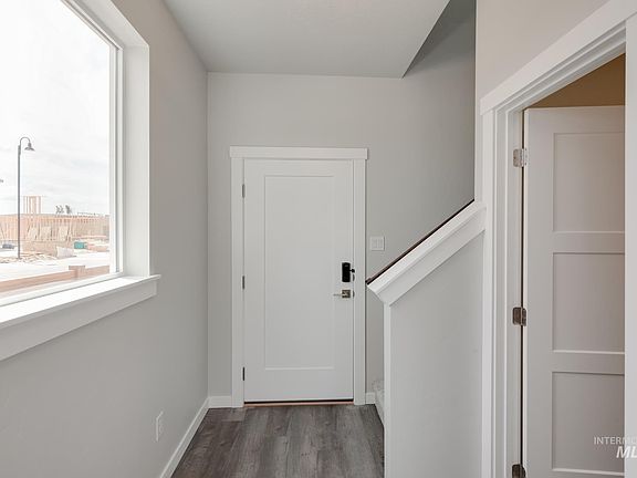 2nd image of 6910 S Chinook Ave