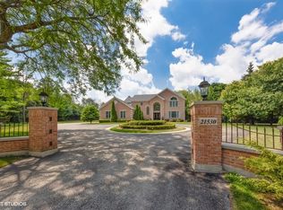 21530 Cambridge Dr, Kildeer, IL 60047