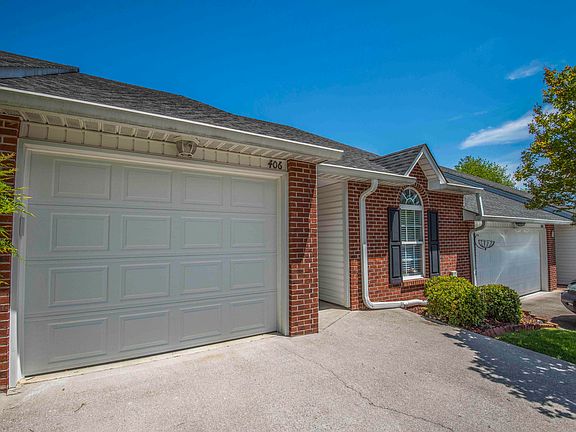 3rd image of 406 Brookshire Way