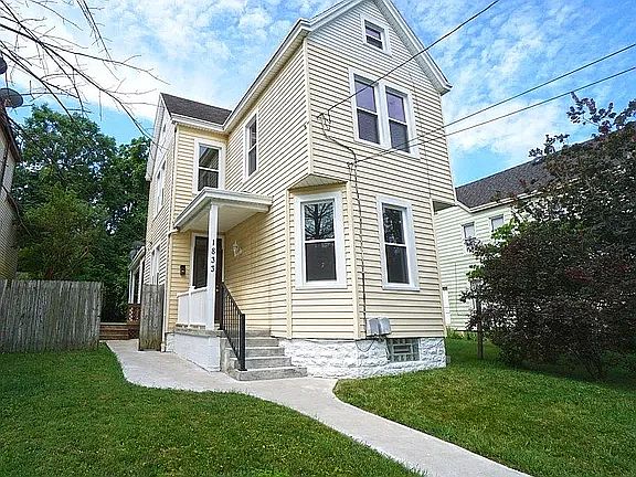 1st image of 1833 Elm Ave