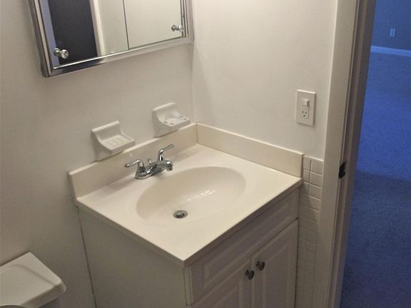3rd image of 2901 N Halifax Ave APT 119