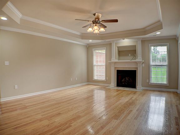 2nd image of 109 Fawn Forest Dr